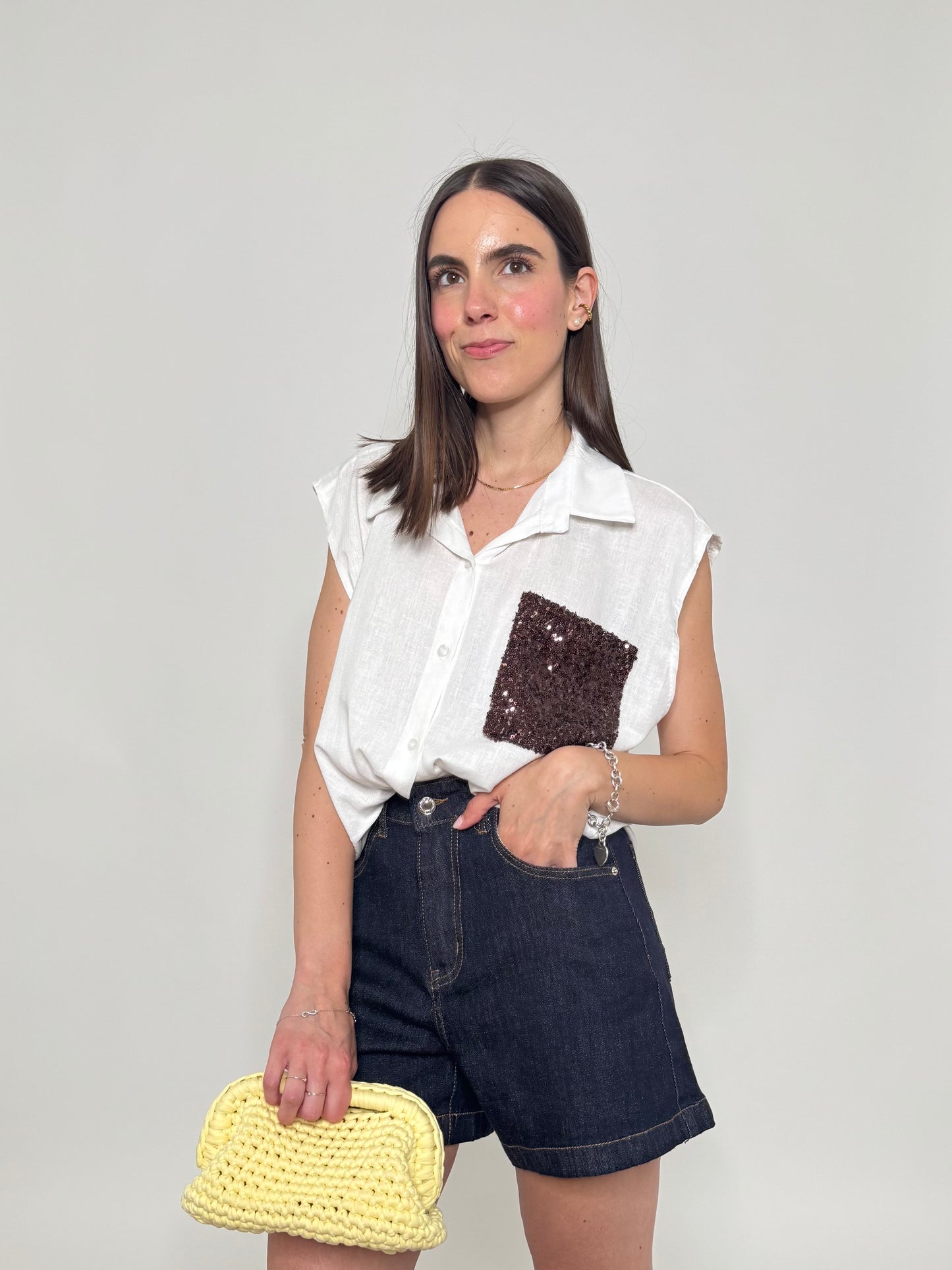 Camicia in lino e viscosa con taschino pailletes Bianca
