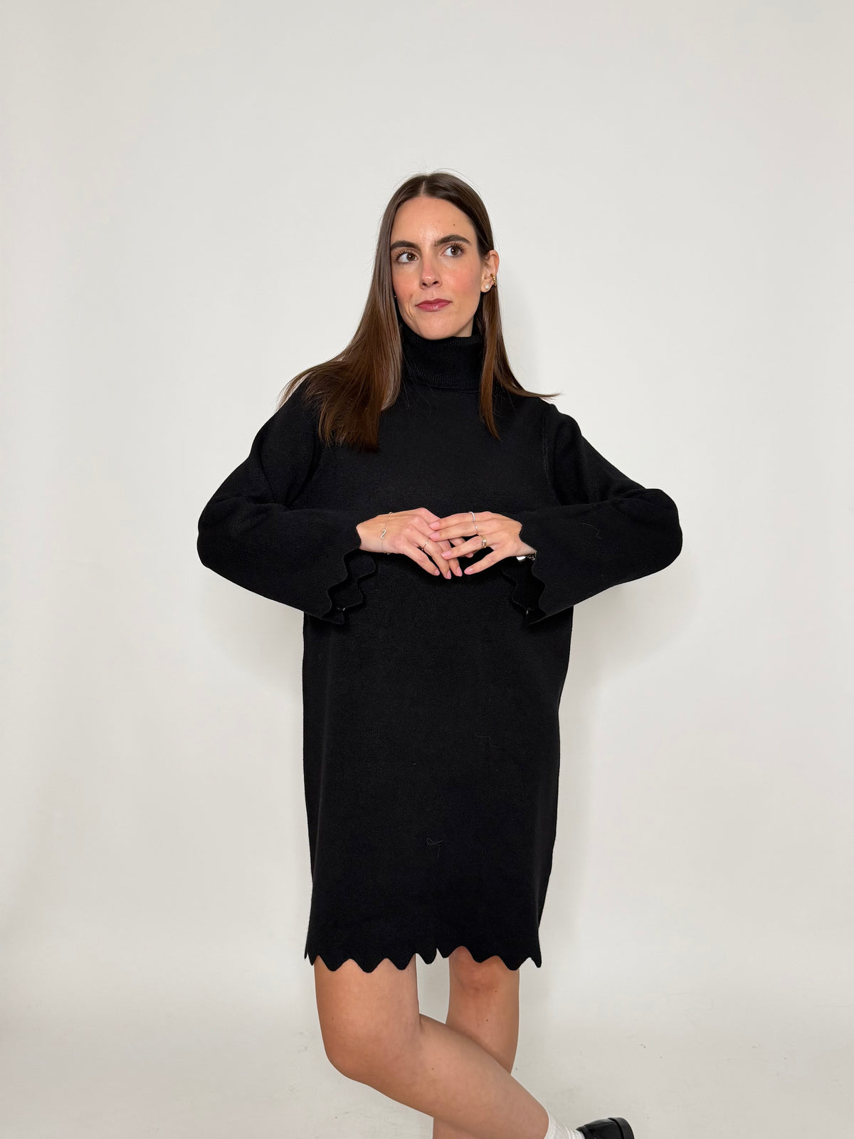 Abito dolcevita zigzag in calda viscosa collo alto nero