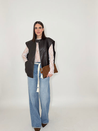 Gilet in ecopelle martellata cioccolato