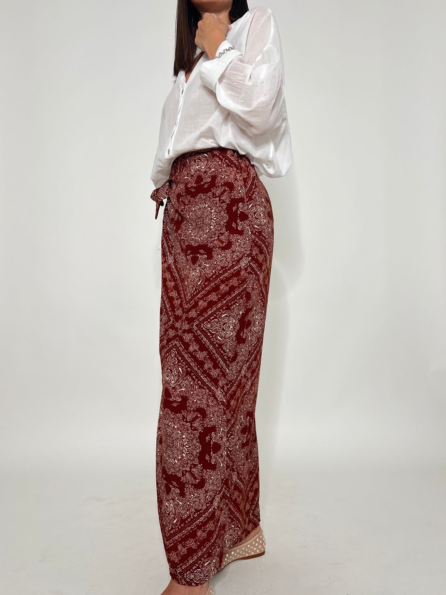 Gonna pareo in fresca viscosa stampa bandana bordeaux