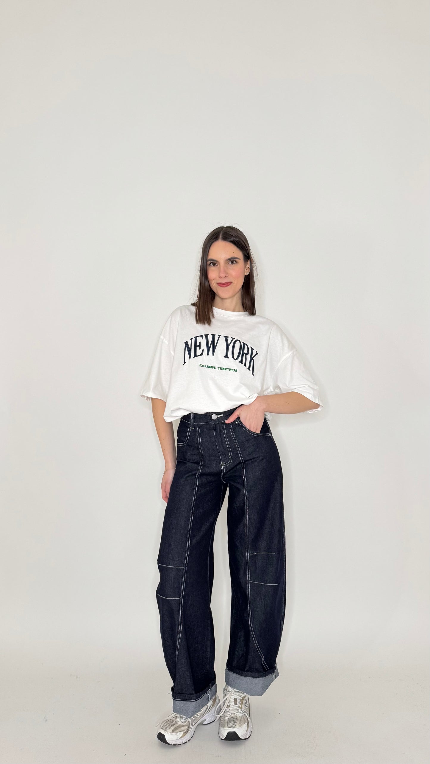 Jeans wide leg barrel con impunture Dark Blu