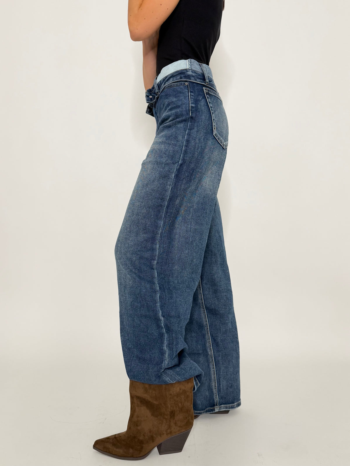 Jeans Wide Leg in Denim Blu con vita risvoltata