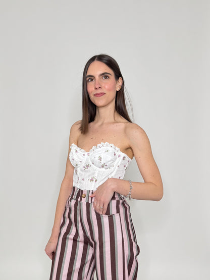 Corsetto in sangallo con fiori