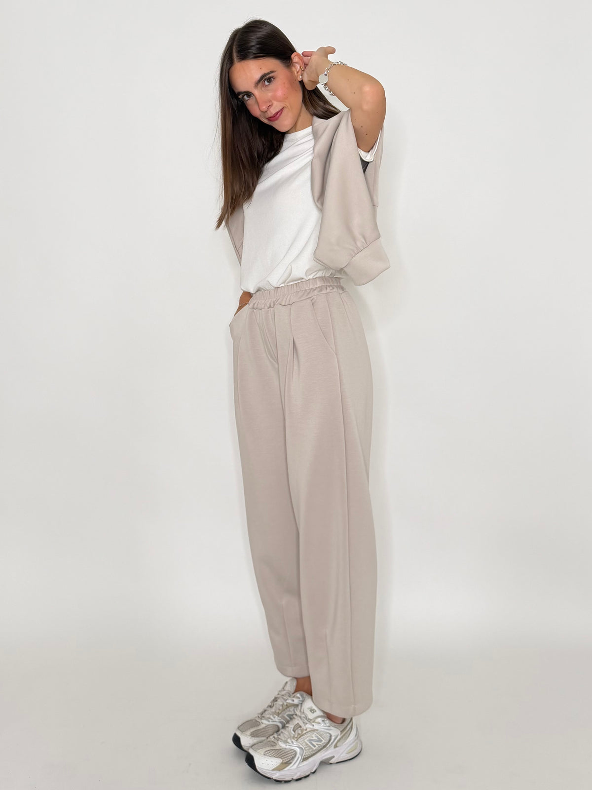 Pantalone ovetto relax fit in viscosa beige