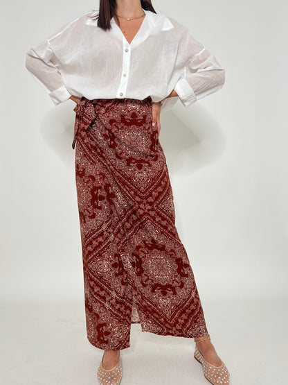 Gonna pareo in fresca viscosa stampa bandana bordeaux