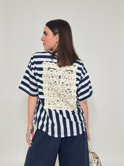 T-shirt a righe bicolor con crochet Blu