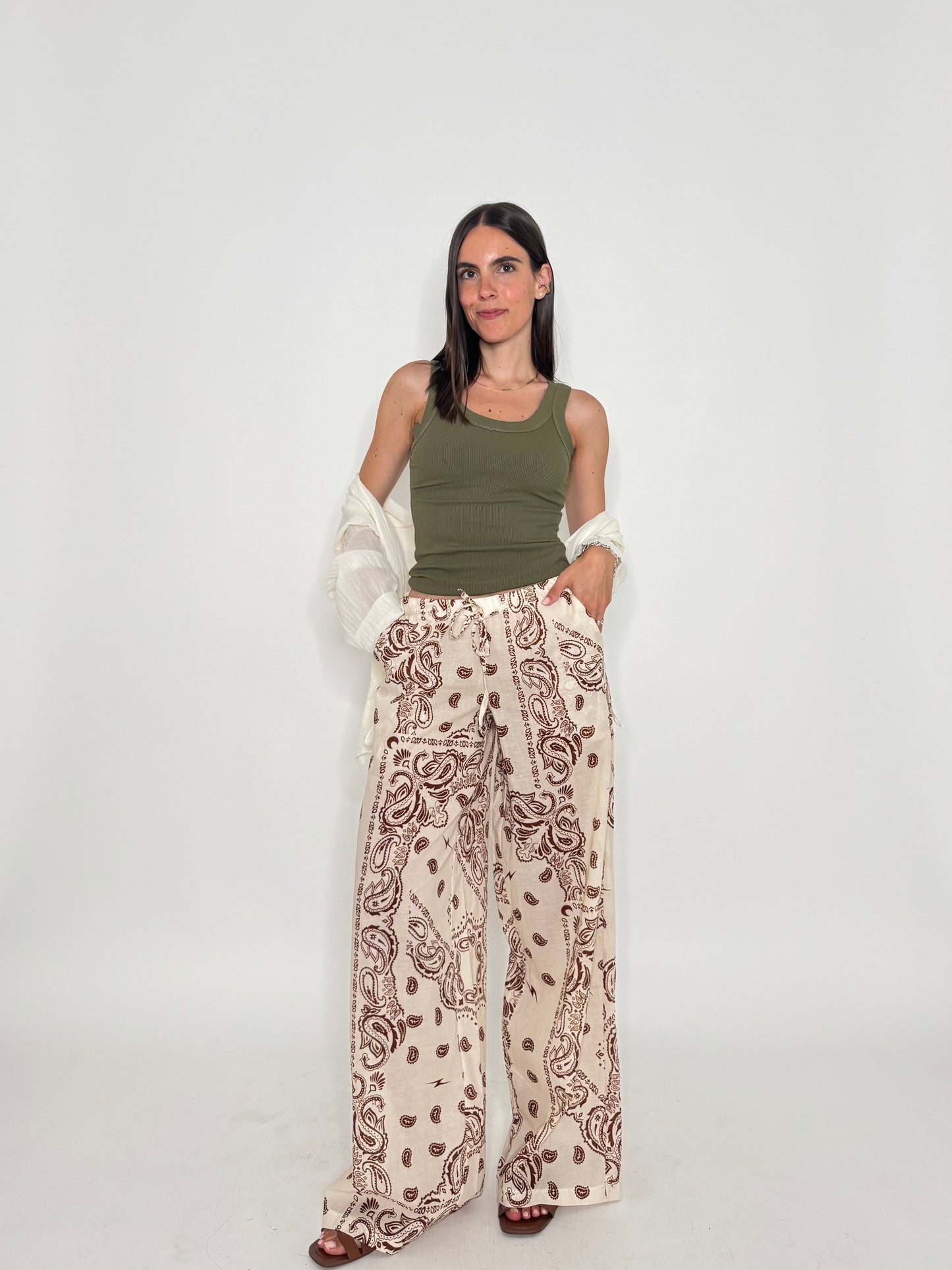 Pantalone in mussola di cotone stampa bandana Panna