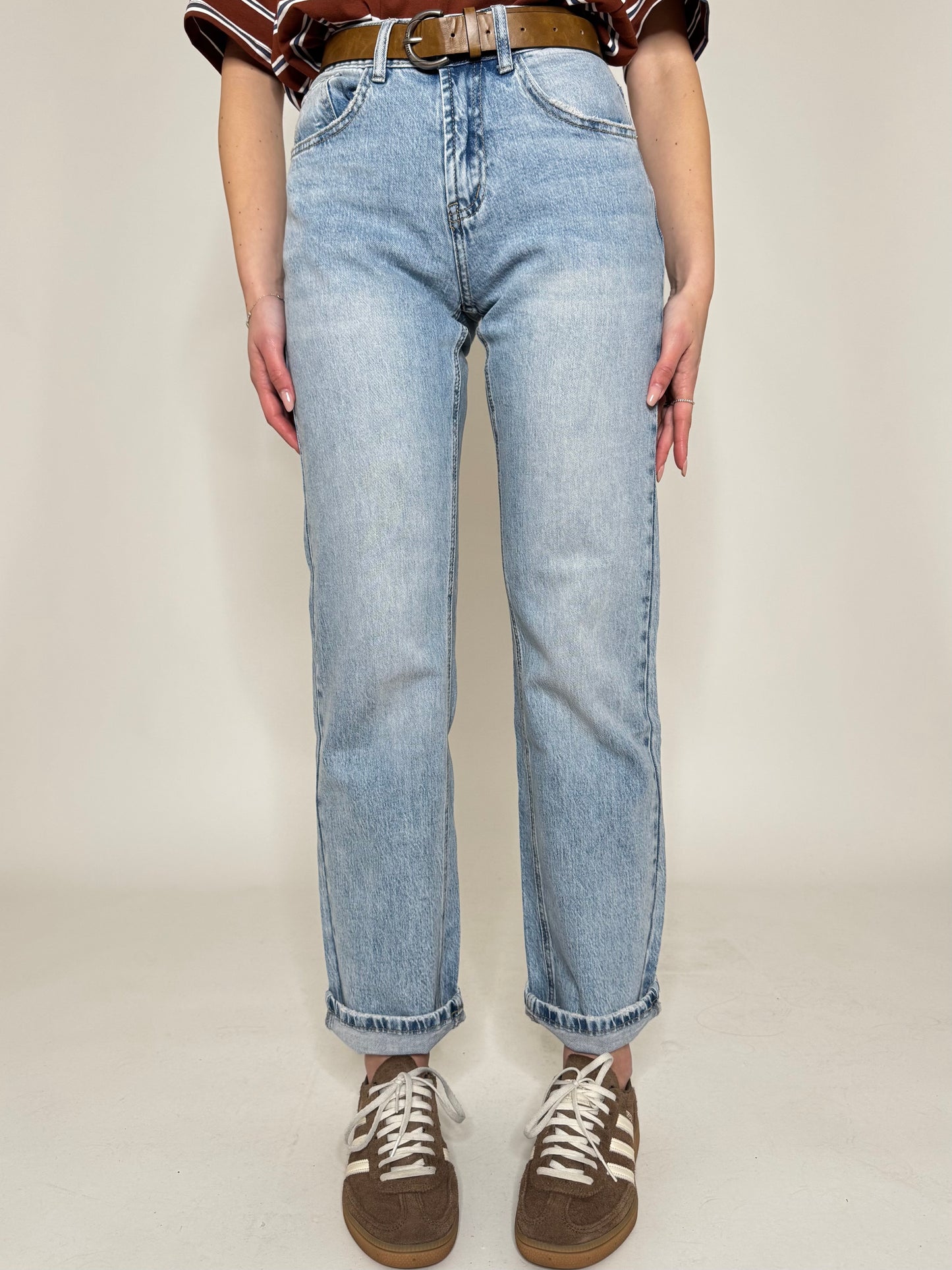 Jeans Straight con cintura