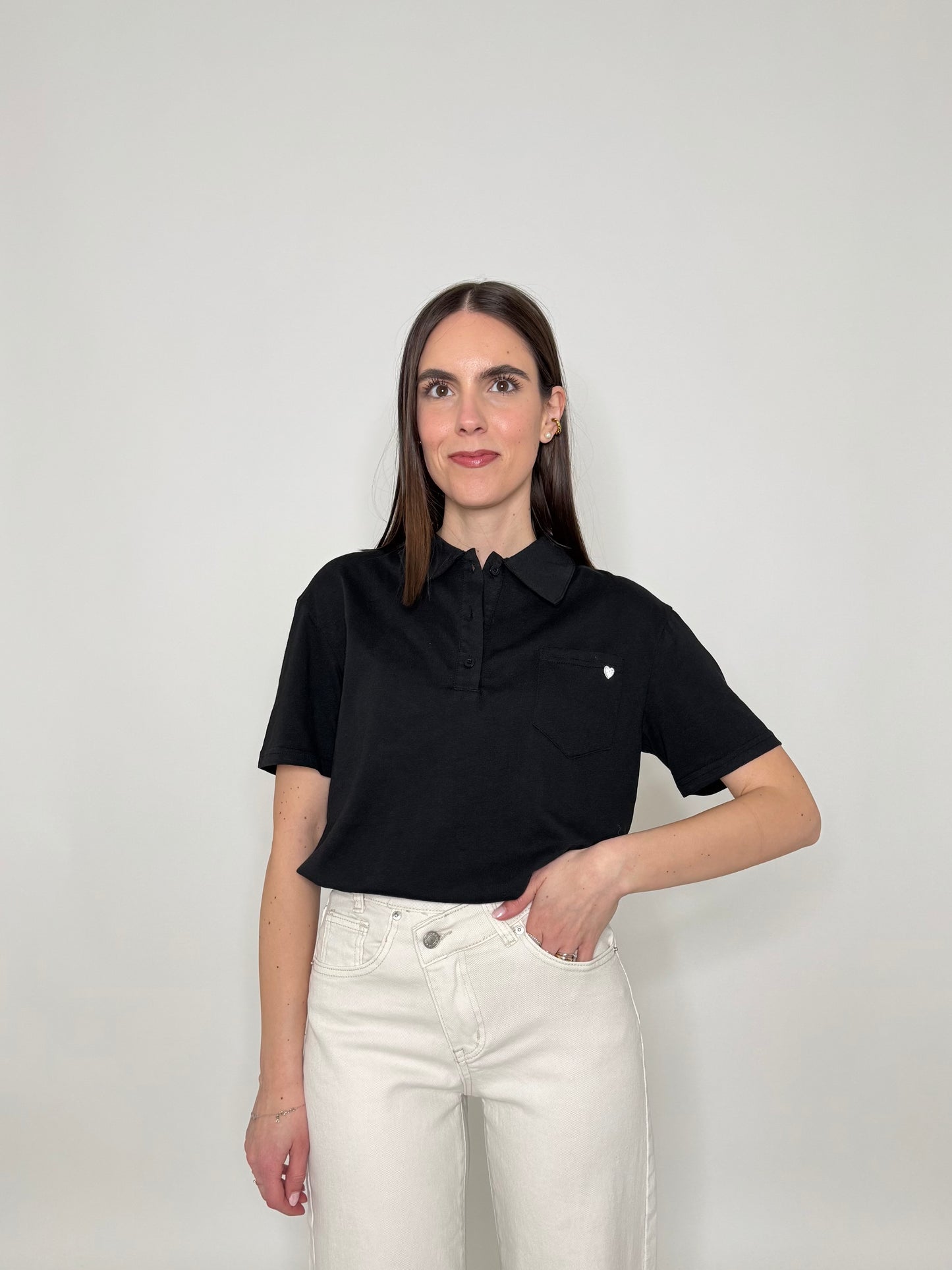 Polo basic light cotton con taschino e cuore Nero