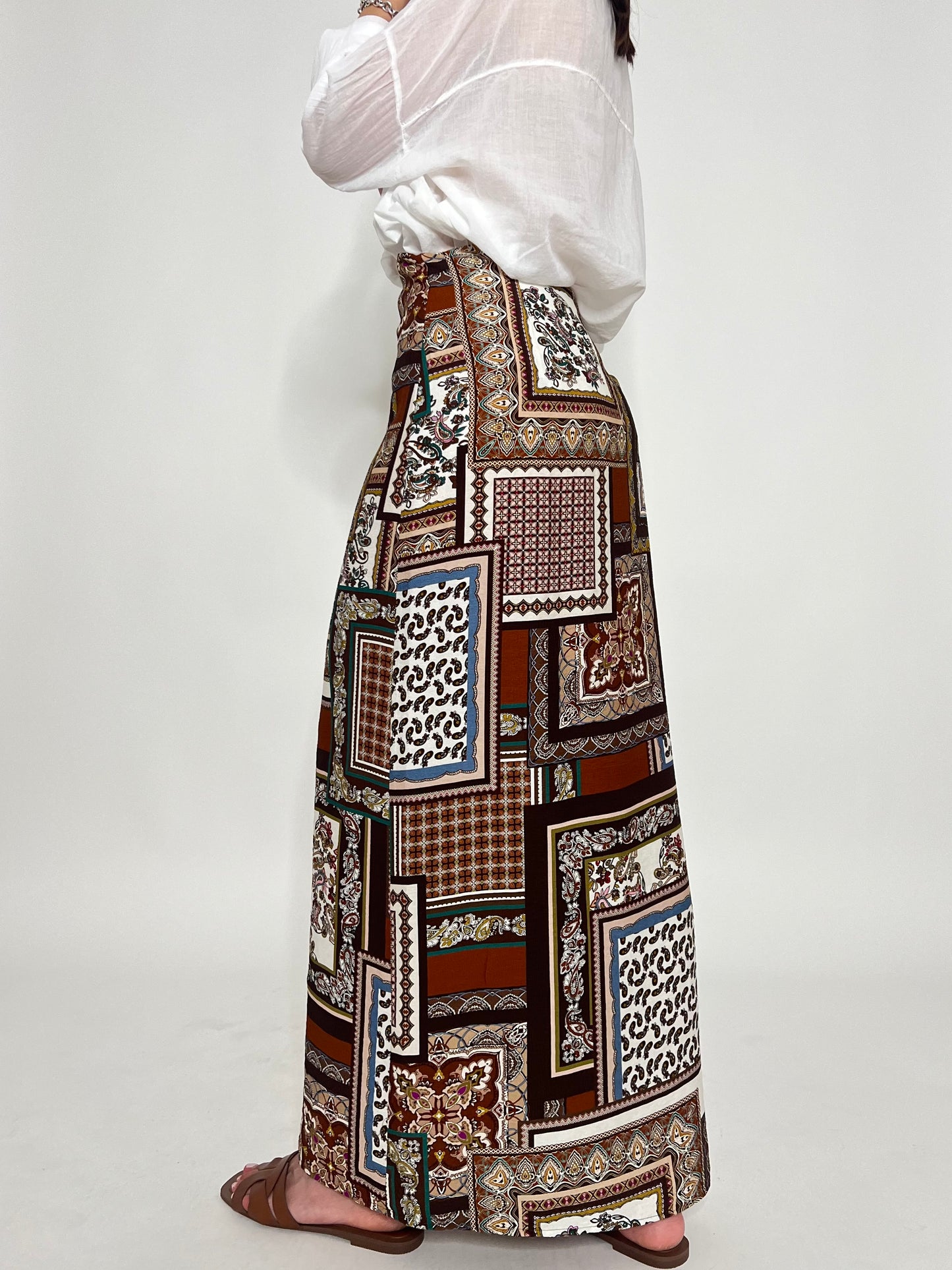 Gonna pareo in fresca viscosa fantasia foulard cioccolato