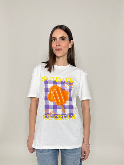 T-shirt in cotone con stampa "Summer Club - tasty ice cream"