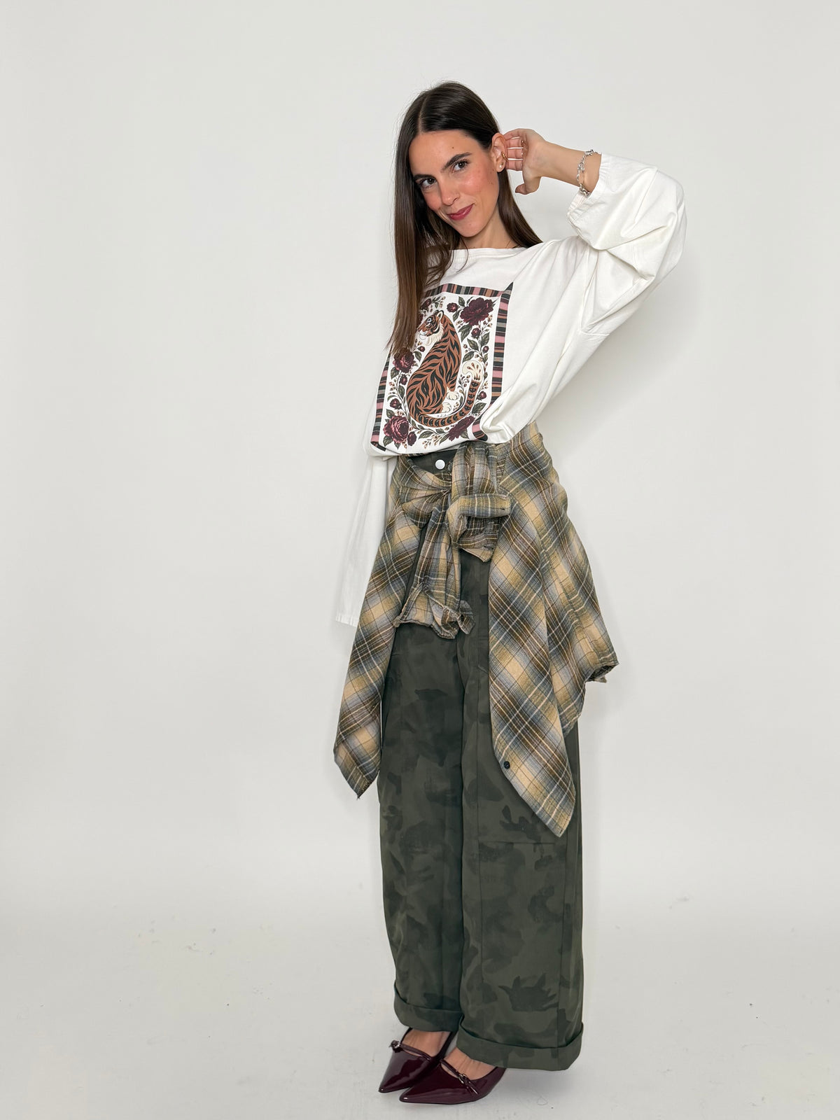 Pantalone cargo wide leg camouflage