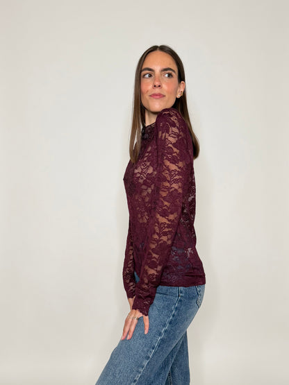 Maglia in pizzo con alamari burgundy