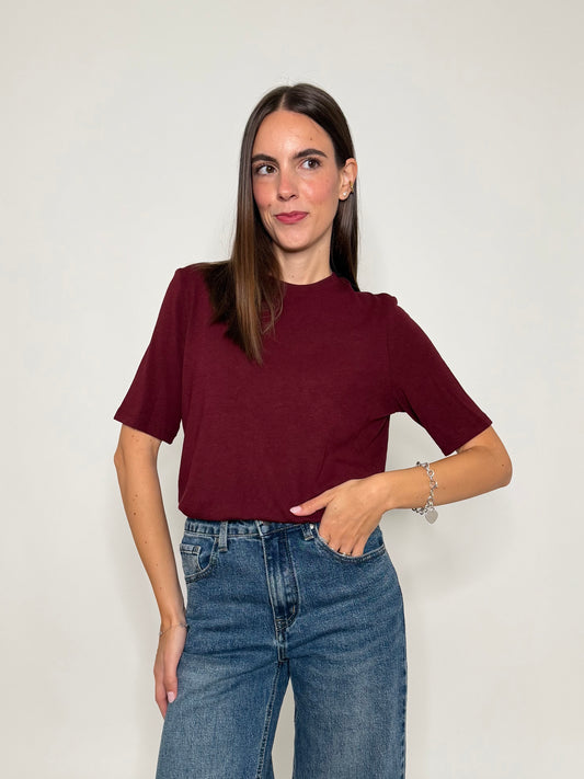 Maglia girocollo basic in viscosa e cotone bordeaux
