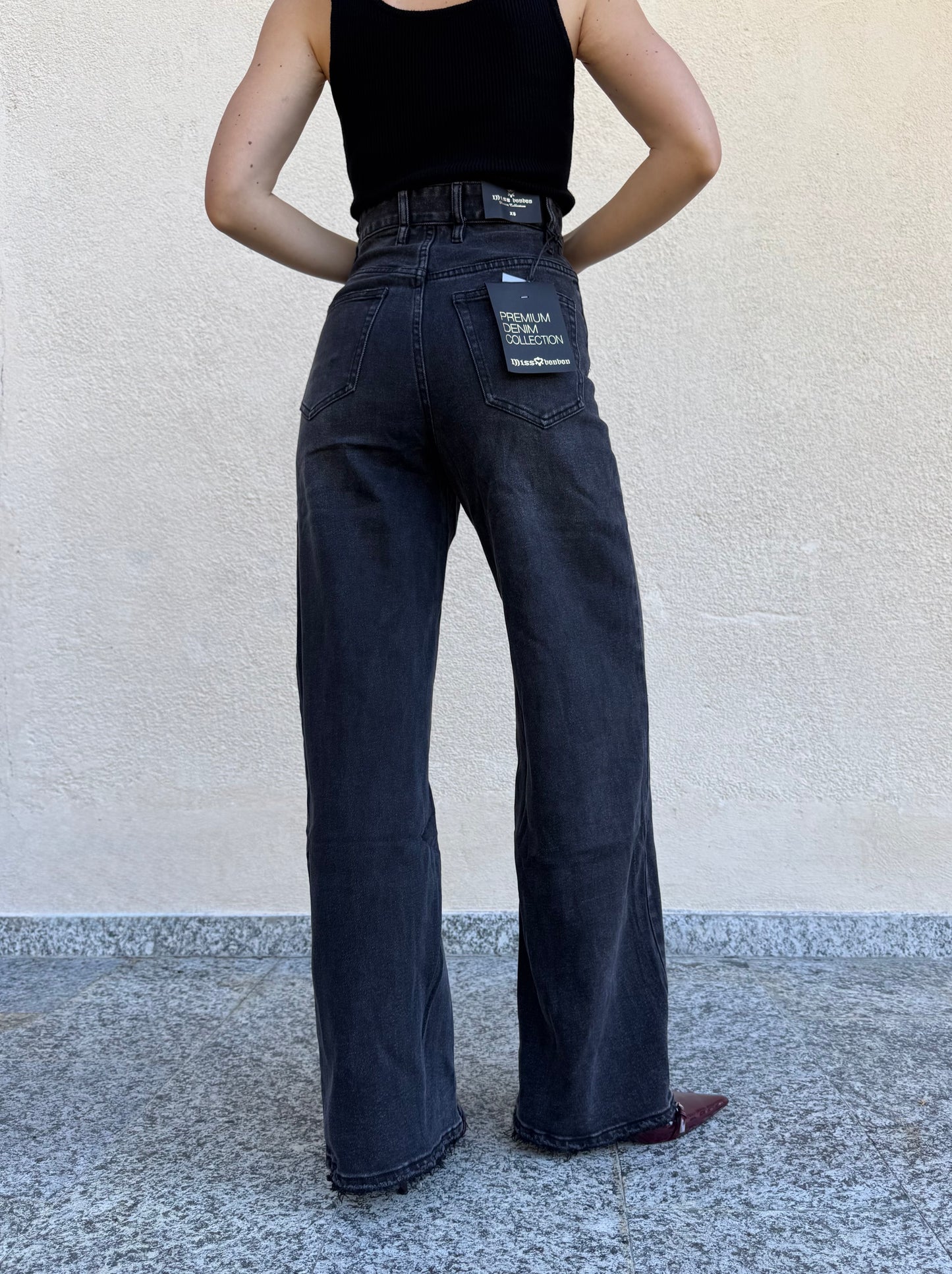 Jeans wide leg modello barrel