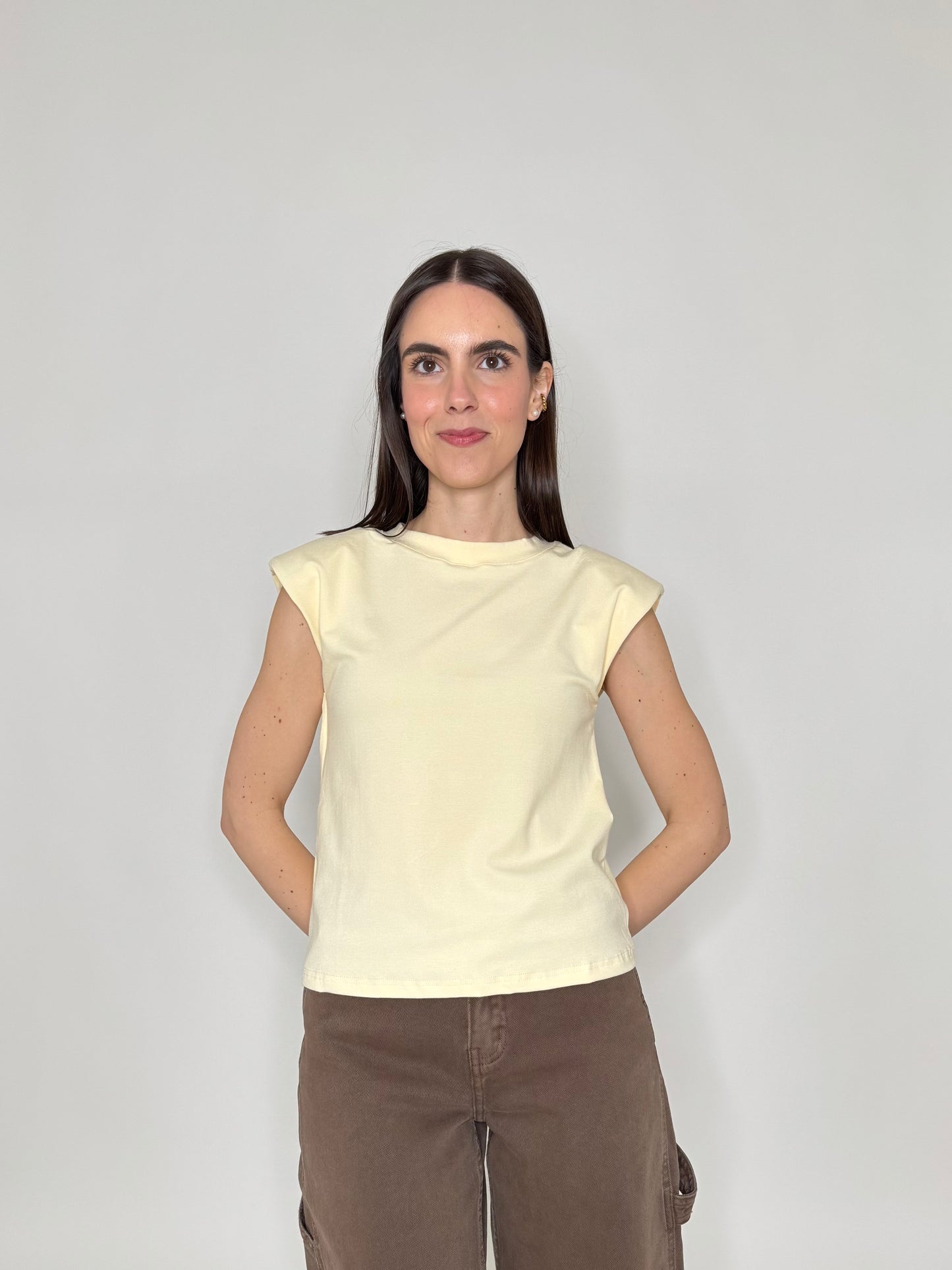 Maglia con spalline imbottite in cotone  Giallo