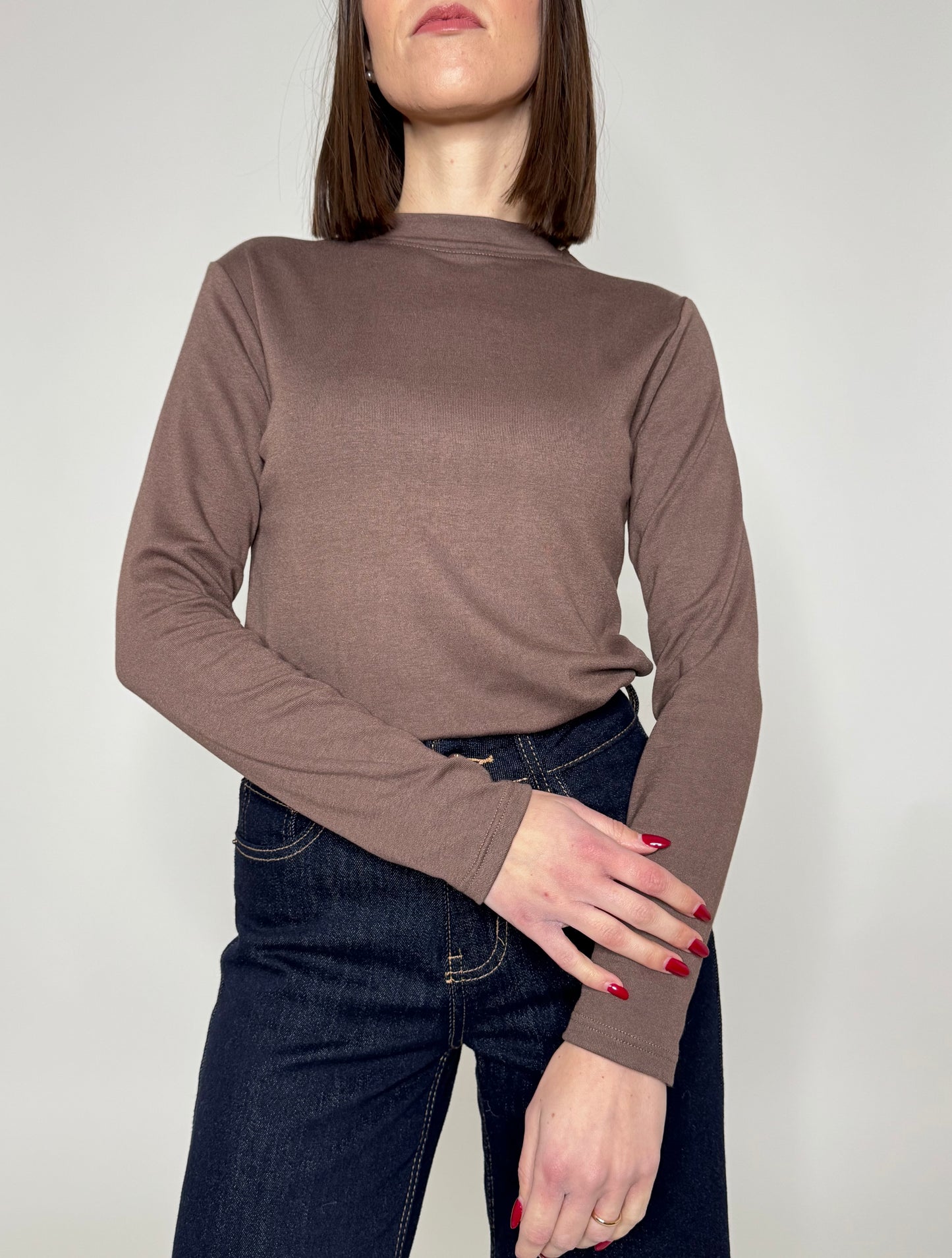 Maglia felpata in calda viscosa cioccolato