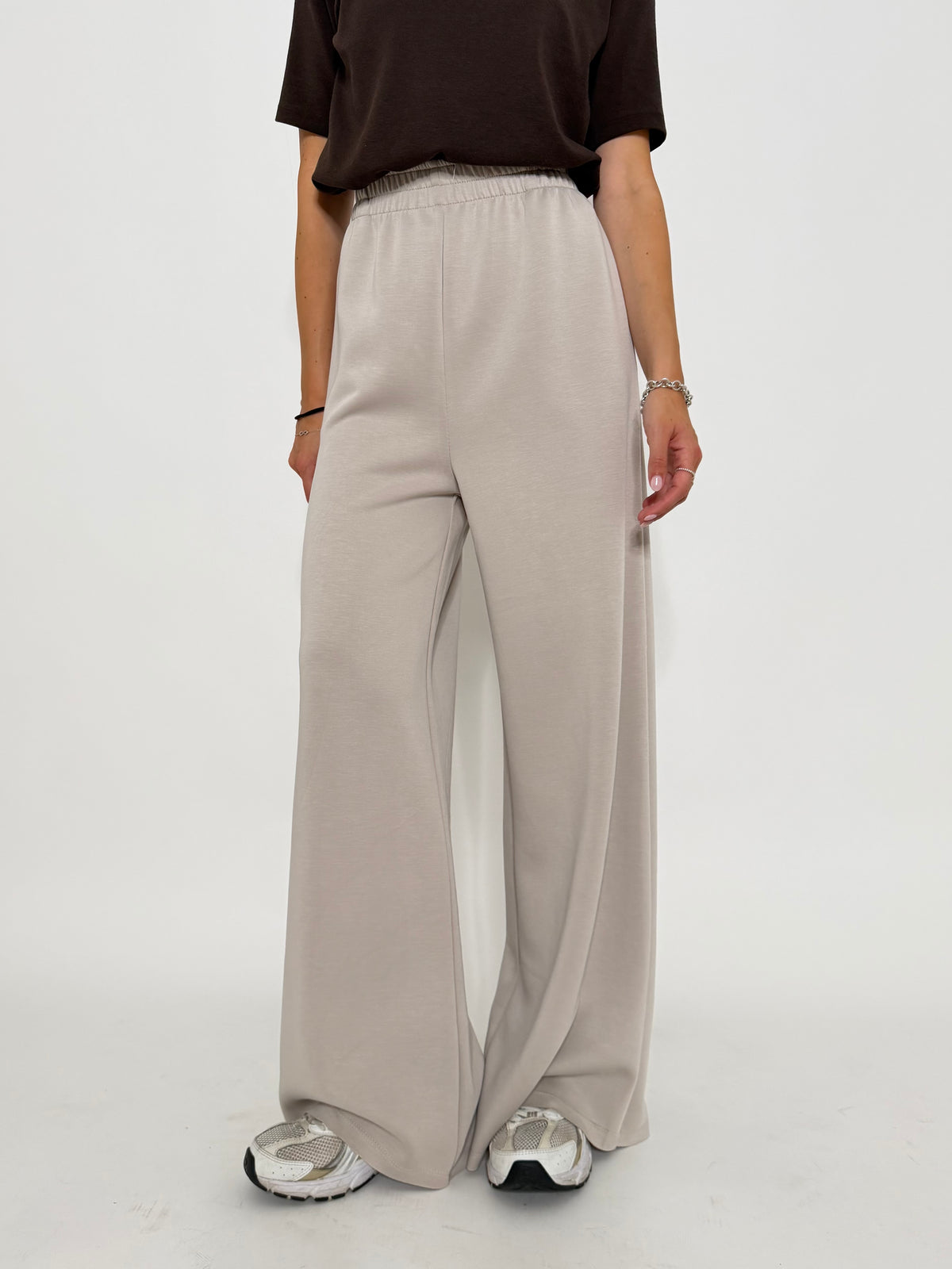 Pantalone palazzo relax fit in viscosa beige