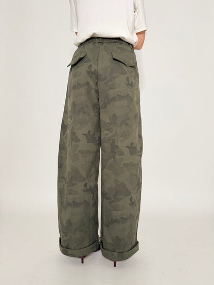 Pantalone cargo wide leg camouflage