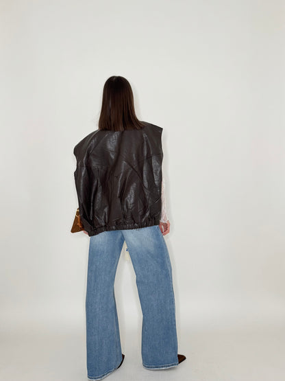 Gilet in ecopelle martellata cioccolato