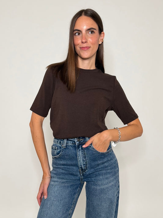 Maglia girocollo basic in viscosa e cotone cioccolato