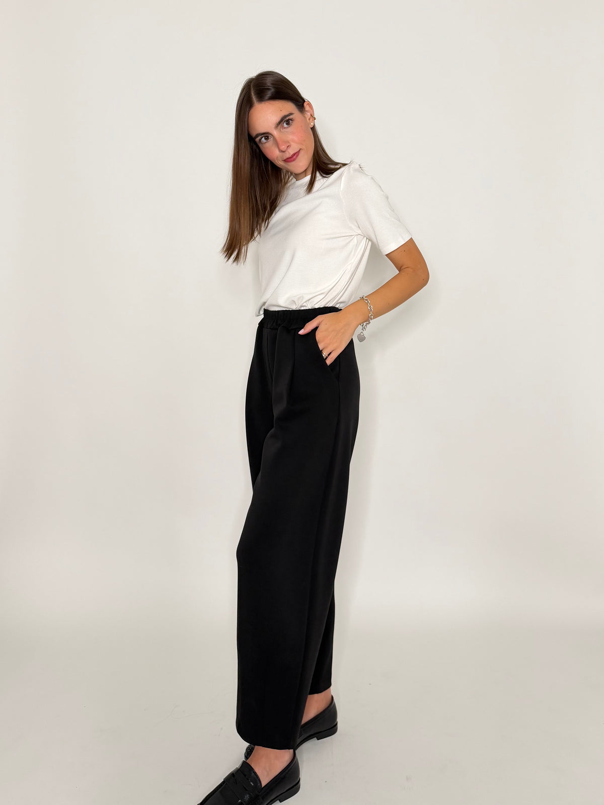 Pantalone ovetto relax fit in viscosa nero