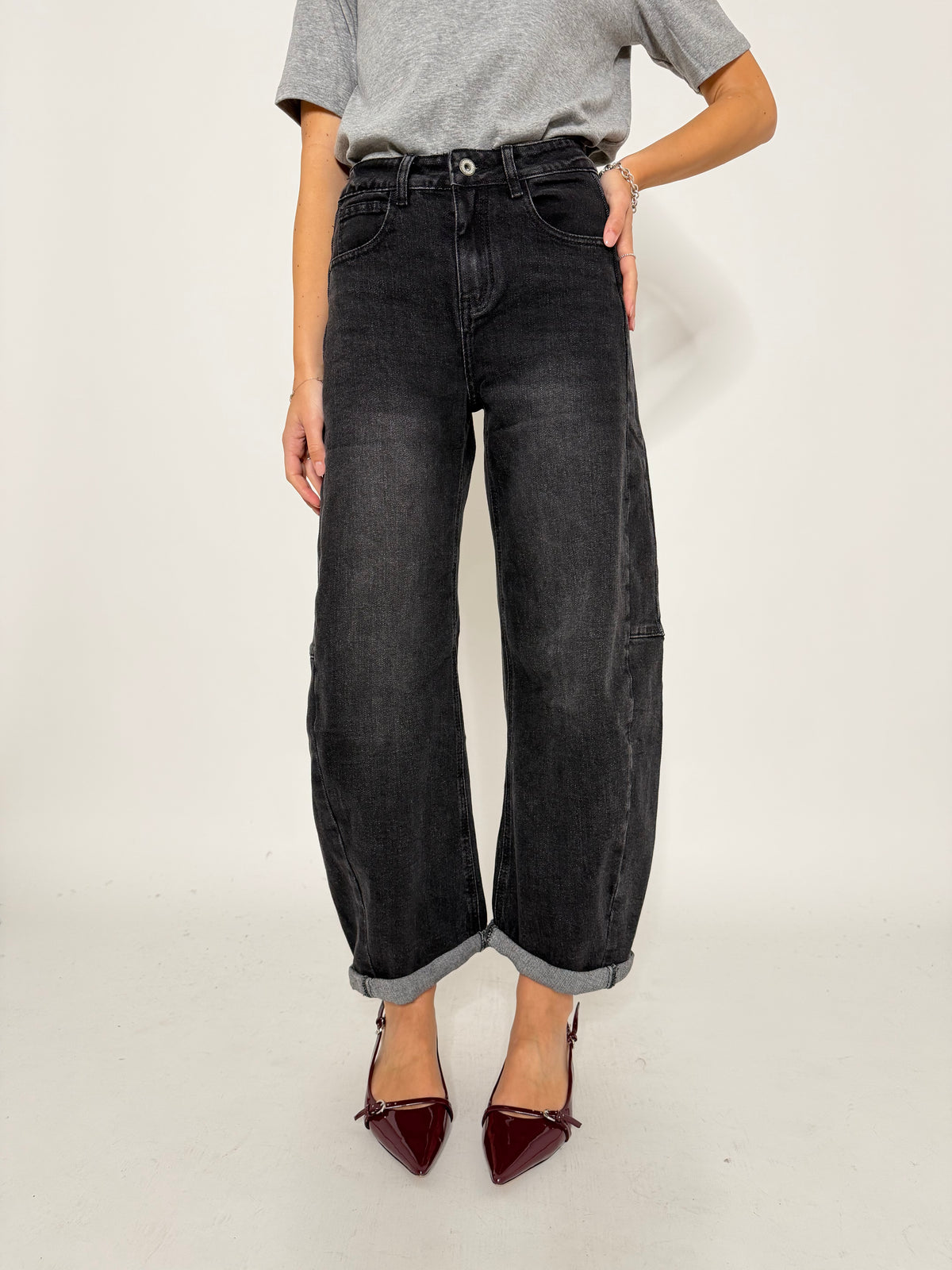 Jeans Barrell con spicchi laterali Grigio nero
