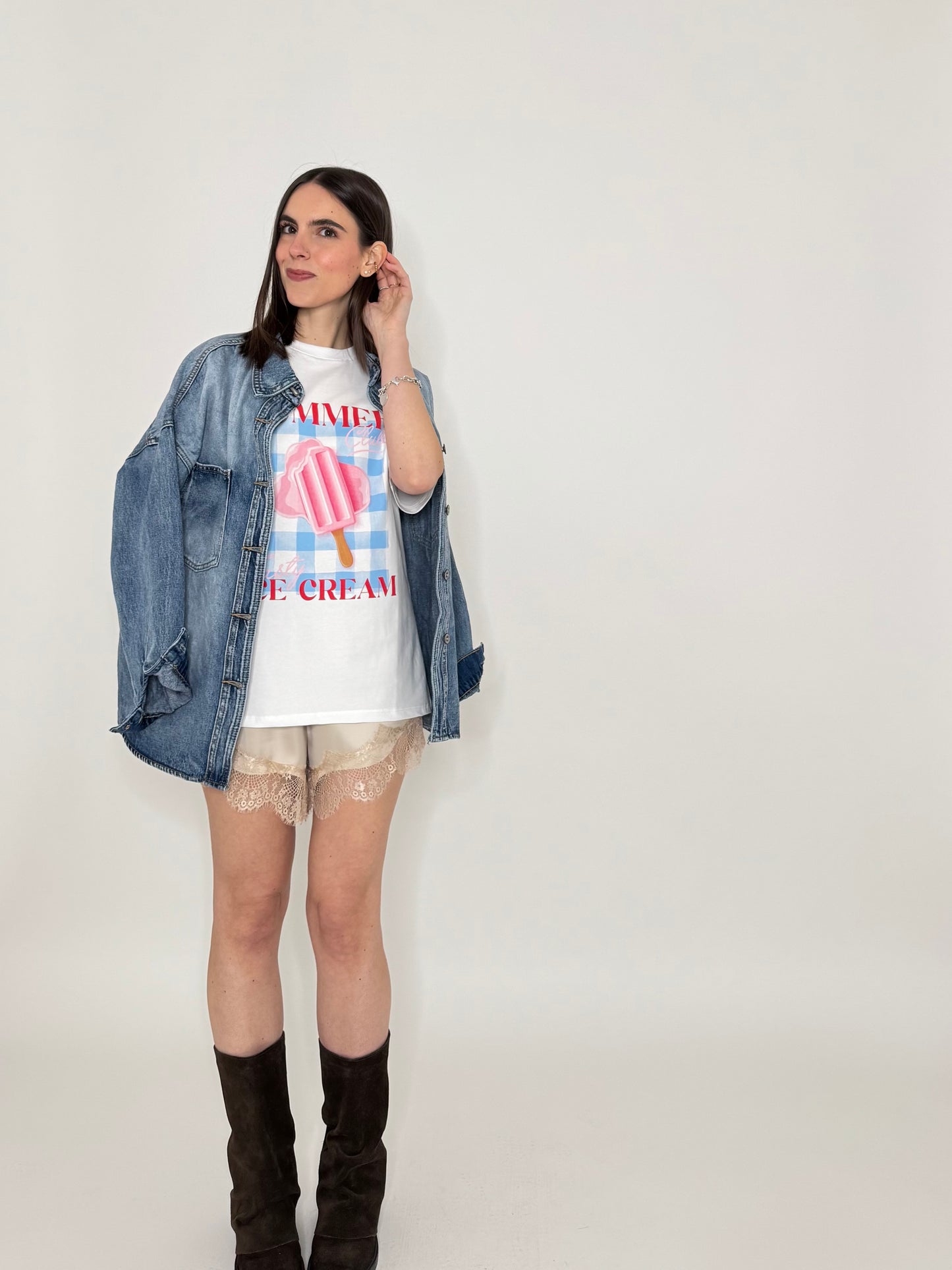 T-shirt in cotone con stampa "Summer Club - tasty ice cream"