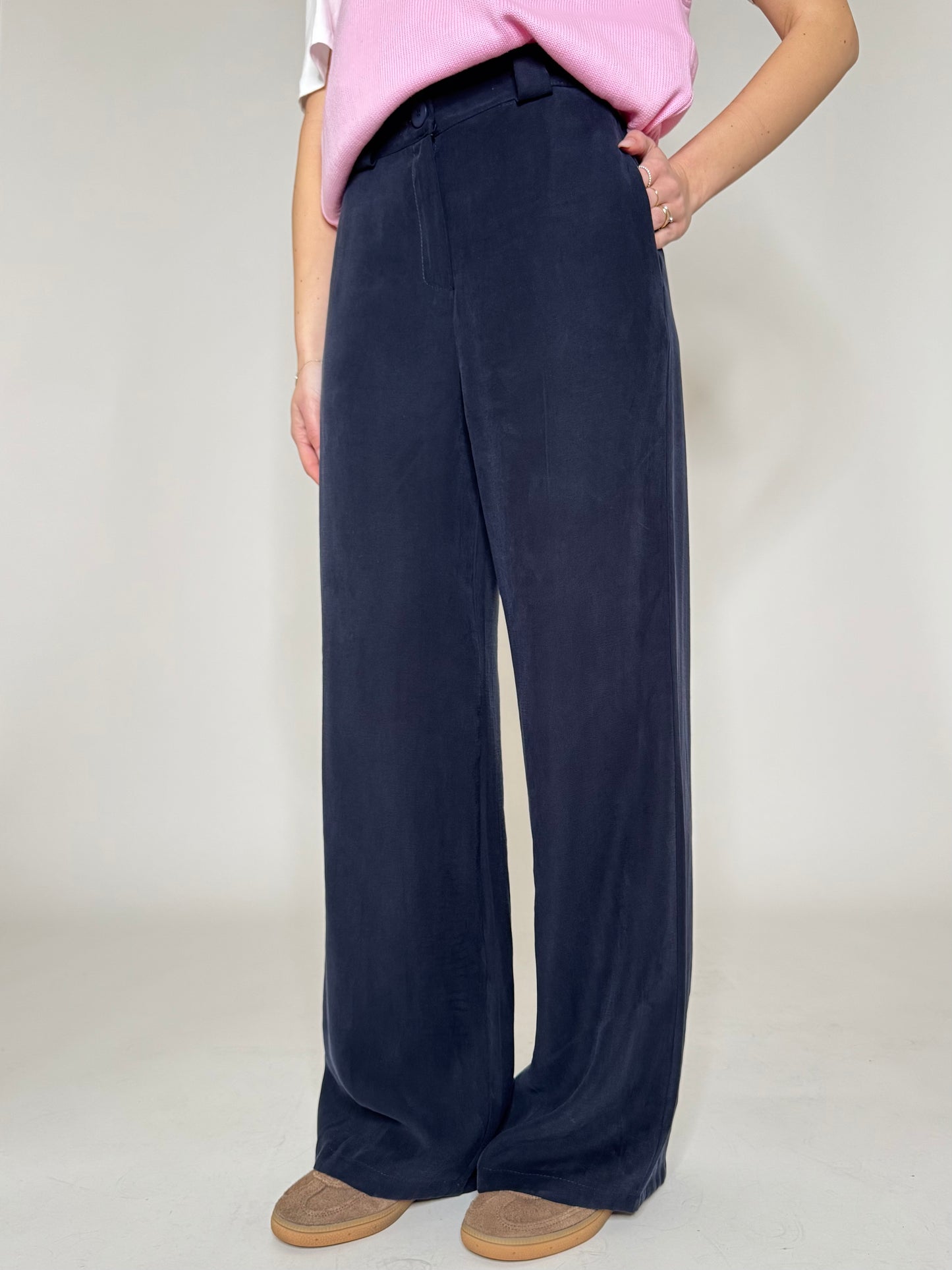 Pantalone taglio sartoriale tessuto viscosa manopesca Blu Navy