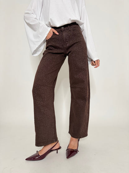 Jeans Barrell Fit leopardato