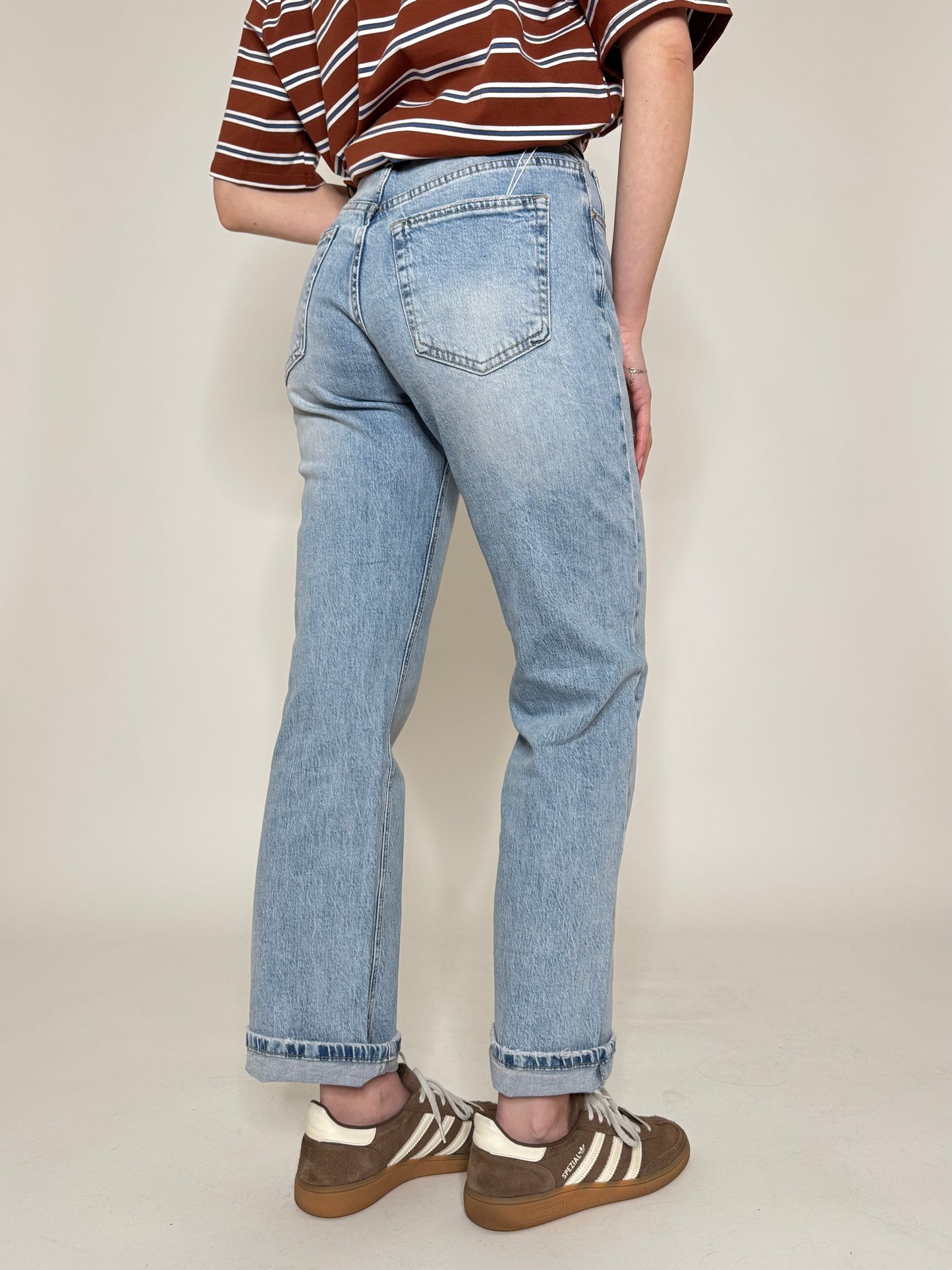 Jeans Straight con cintura