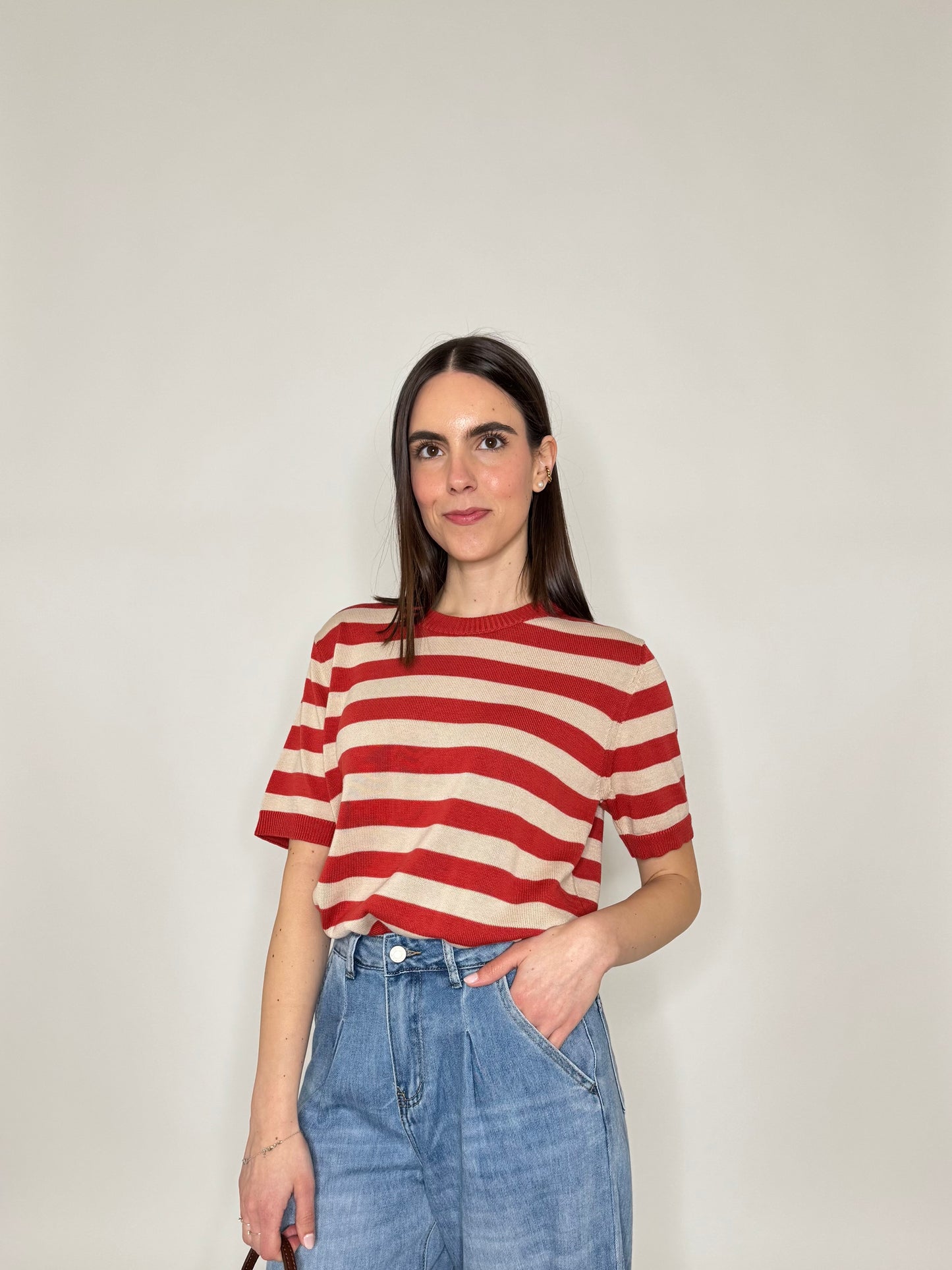 Maglia girocollo a righe manica corta in 100% cotone Mattone/Beige