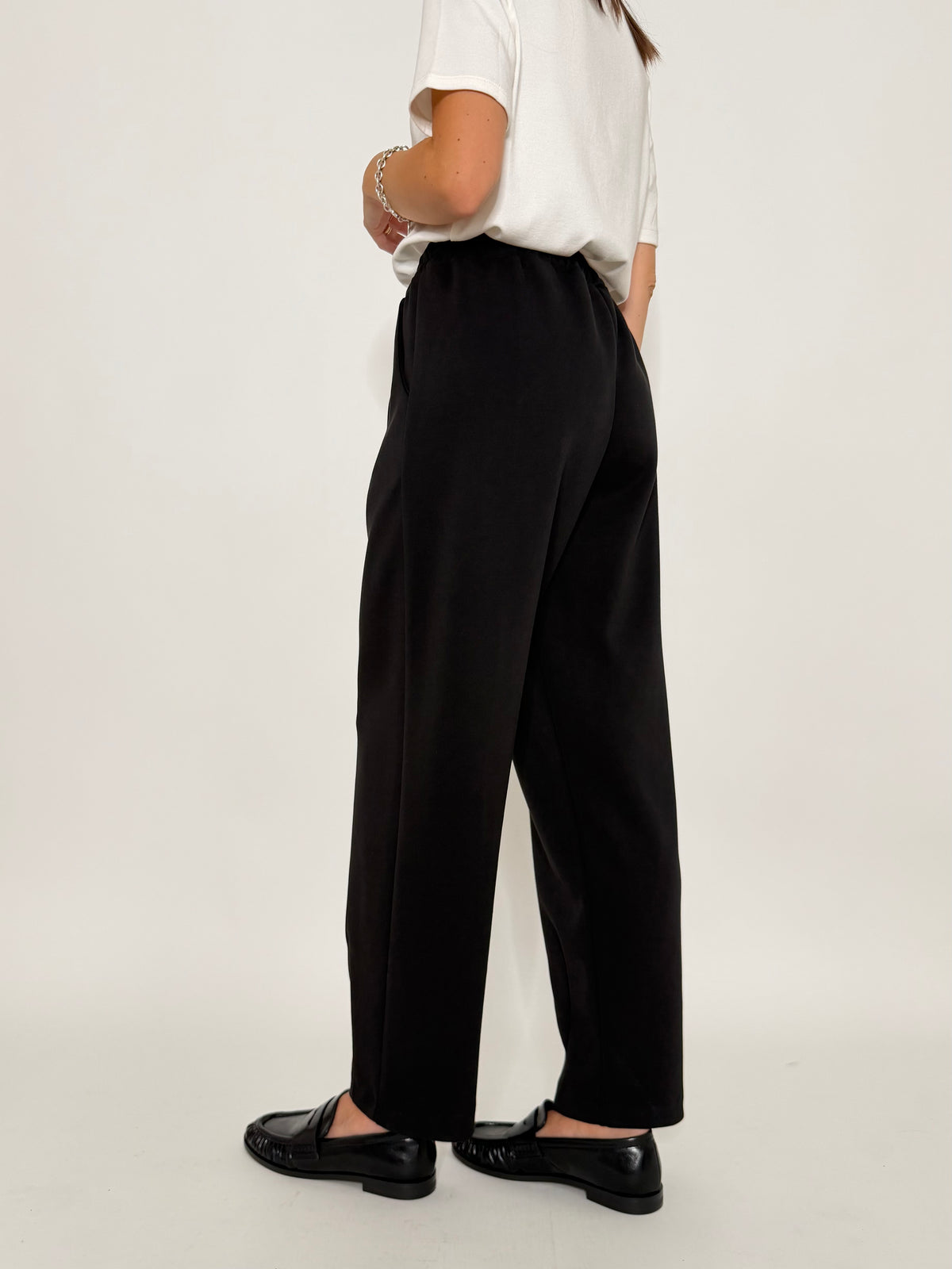Pantalone ovetto relax fit in viscosa nero