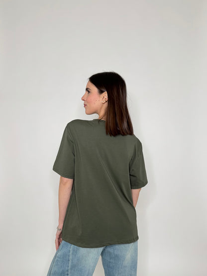 T- shirt in cotone con taschino paillette applicato Verde militare