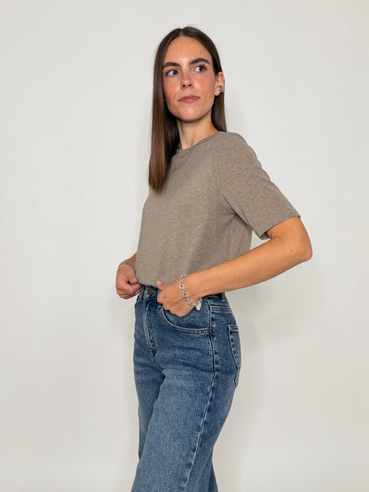 Maglia girocollo basic in viscosa e cotone tortora