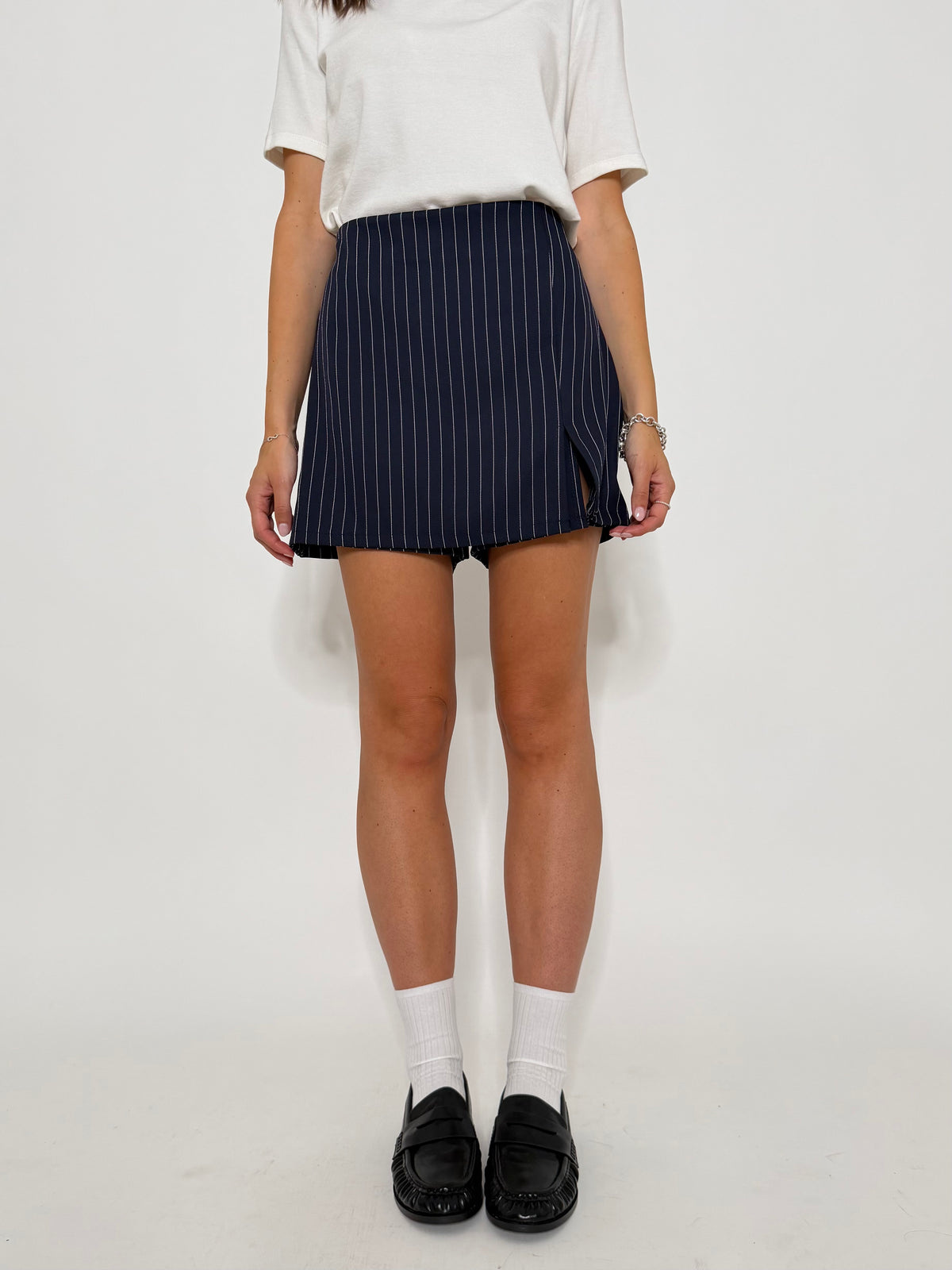 Gonna pantalone gessata blu