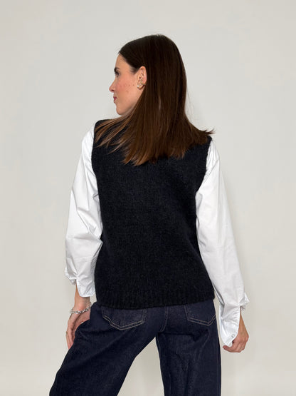 Gilet fluffy in morbido tessuto alpaca e lana nero