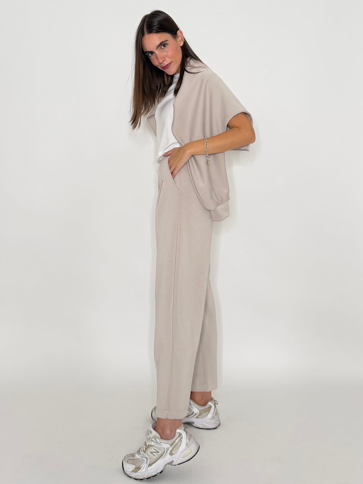 Pantalone ovetto relax fit in viscosa beige