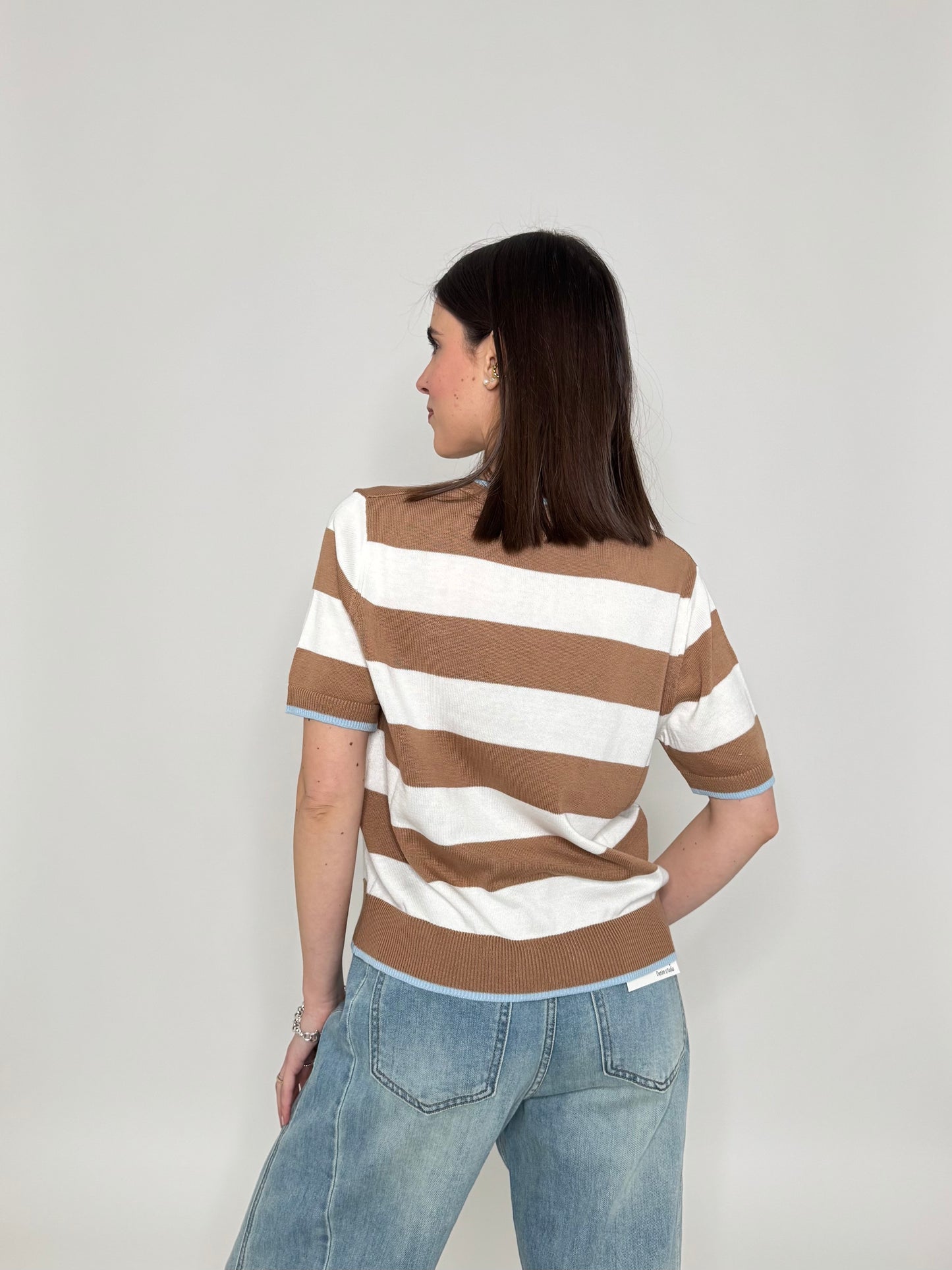 Maglia girocollo a righe manica corta in 100% cotone Panna/Camel/Celeste