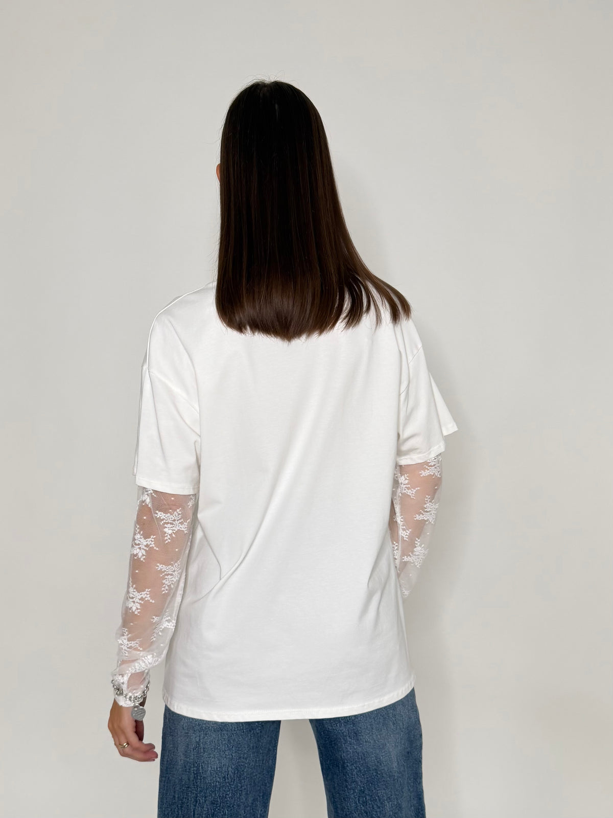 Maglia in cotone con manicotto in pizzo