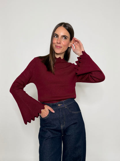 Maglia in morbida viscosa zigzag con manica a campana bordeaux