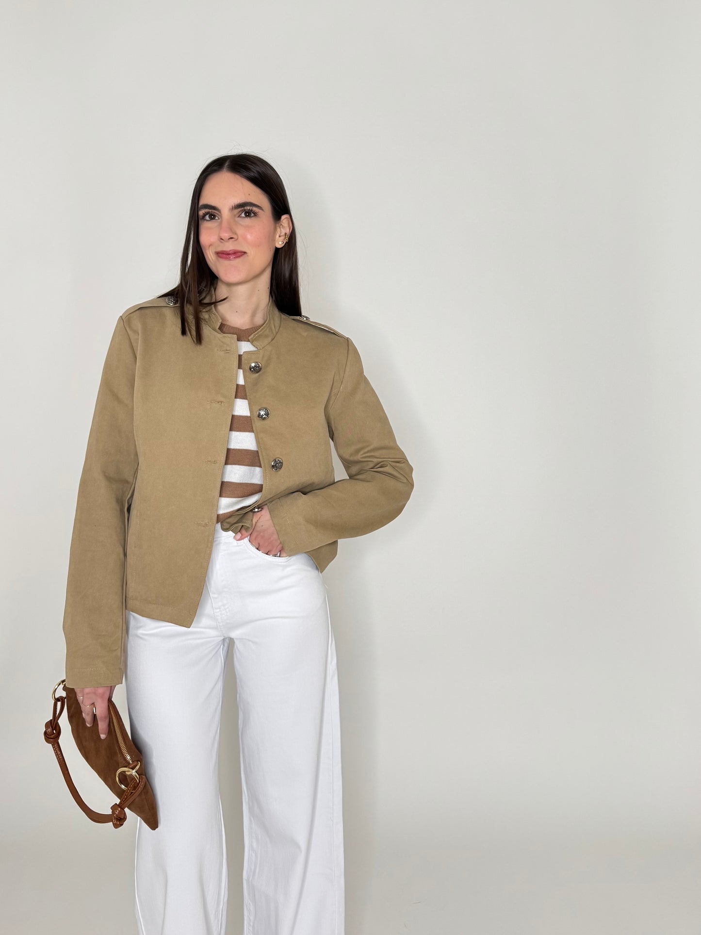 Maglia girocollo a righe manica corta in 100% cotone Camel/Panna