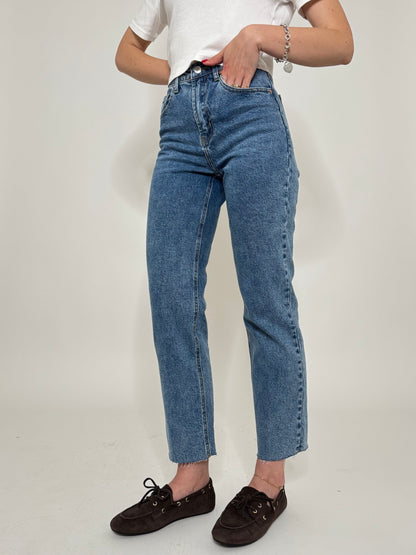 Jeans gamba dritta tela ferma