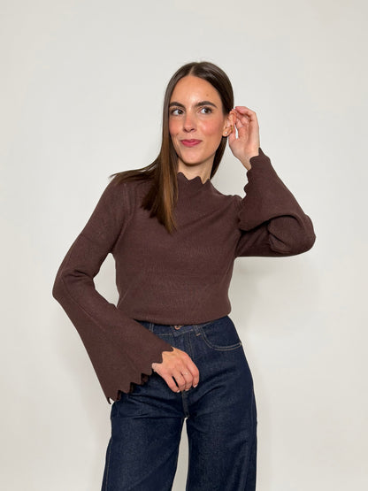 Maglia in morbida viscosa zigzag con manica a campana cioccolato