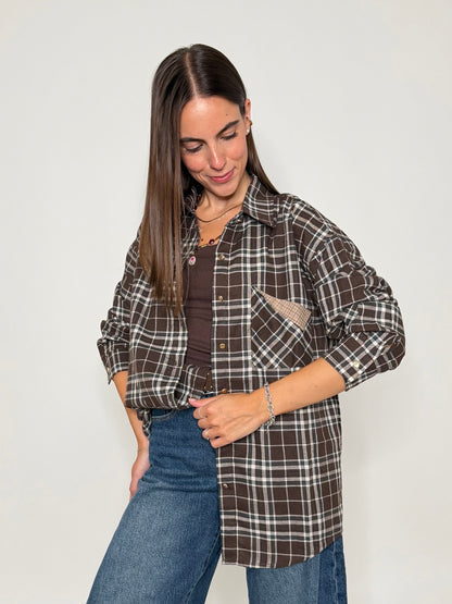 Camicia check in cotone con taschino cioccolato