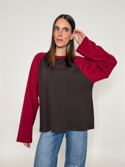 Maglia Baseball Bicolor in cotone con manica a ampia cioccolato/boredaux