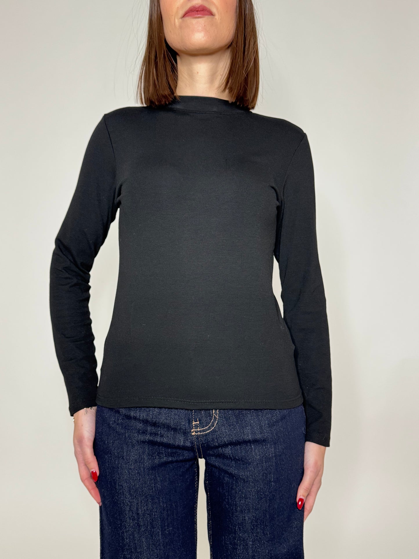 Maglia felpata in calda viscosa nero