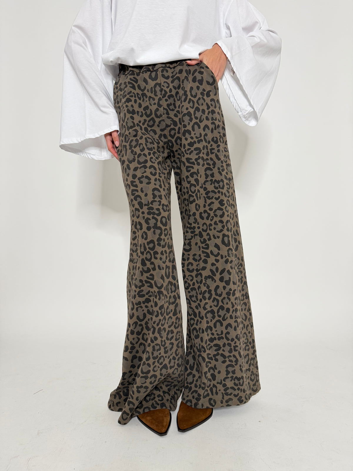 Pantalone palazzo leopardato in cotone