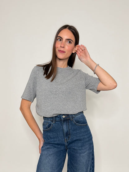 Maglia girocollo basic in viscosa e cotone grigio