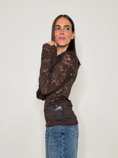 Maglia in pizzo con alamari cioccolato